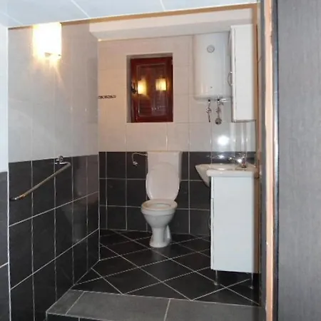 With Parking Space Biograd Na Moru, Biograd - 24160 Apartamento *